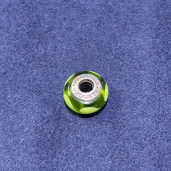 Pandora Moments Charms (Retired) - Picture 4 of 6